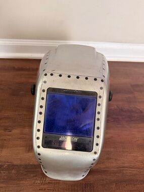 JACKSON Silver Welding Helmet with Blue Lens Cover